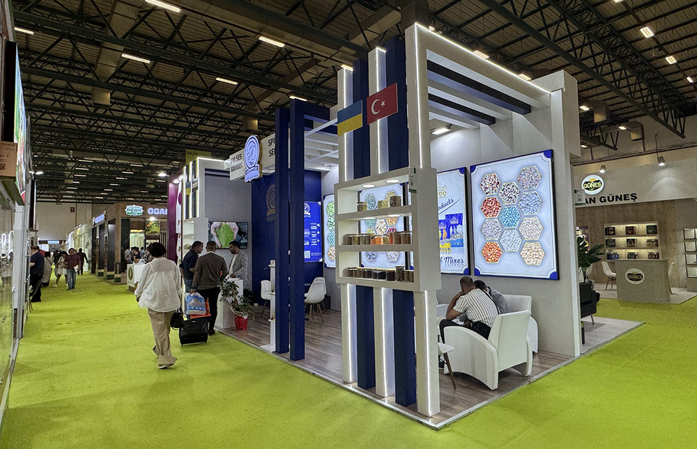 Alhamwi World Food Stand Tasarımı | TRN Expo - Fuar ve Stand Hizmetleri