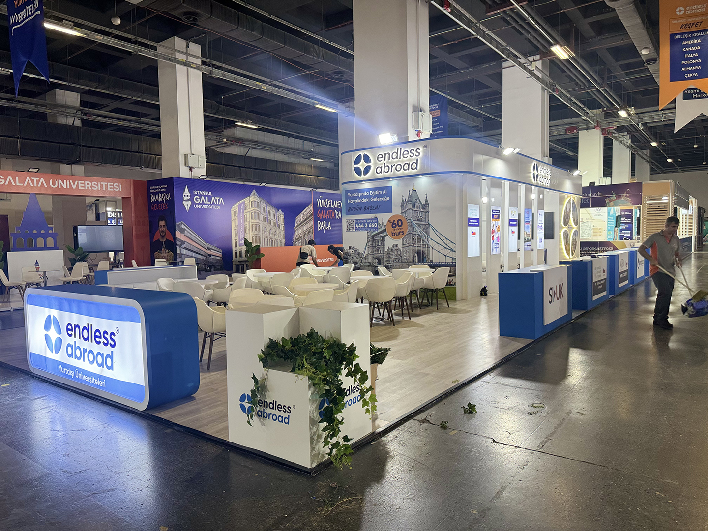 Endless Abroad Üniversite Tercih Günleri Fuar Standı - TRN Expo Projesi 22